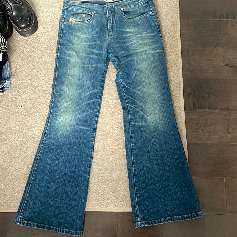 Vintage Diesel low rise Jeans! Straight outta the 90s size 26